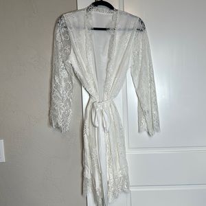 White Lace Bridal Robe